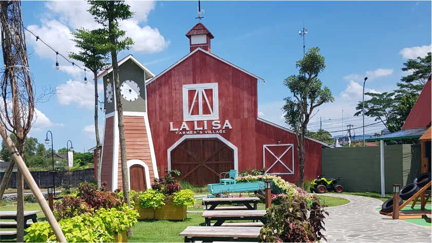 La Li Sa Farmers Village