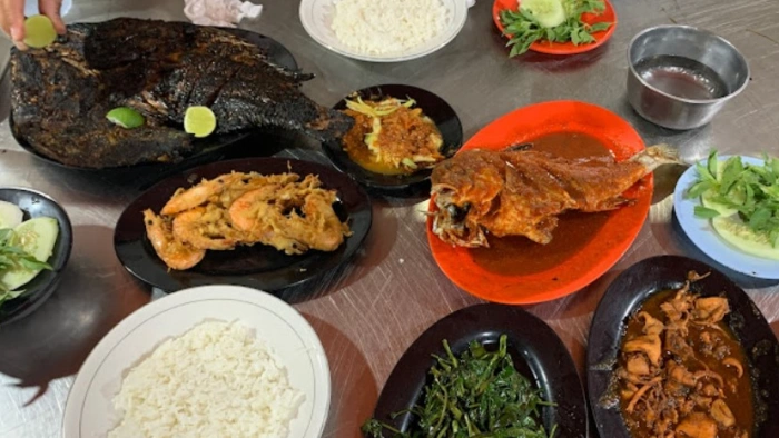 bang jaja seafood genteng